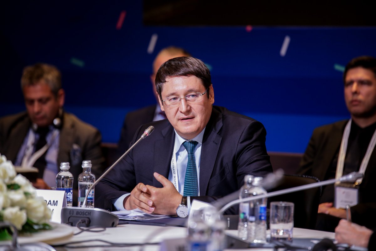 Kazakh_Invest's tweet photo. KGIR-2019: Almassadam Satkaliyev, Managing Director — Head of Asset Management at Samruk-Kazyna, shared his views on implementation of the privatisation programme during the roundtable session at KGIR-2019.
#KazakhInvest #InvestKazakhstan #KGIR2019 #KGIR
https://t.co/z4P4pIIicL https://t.co/fFtq1eDGFr