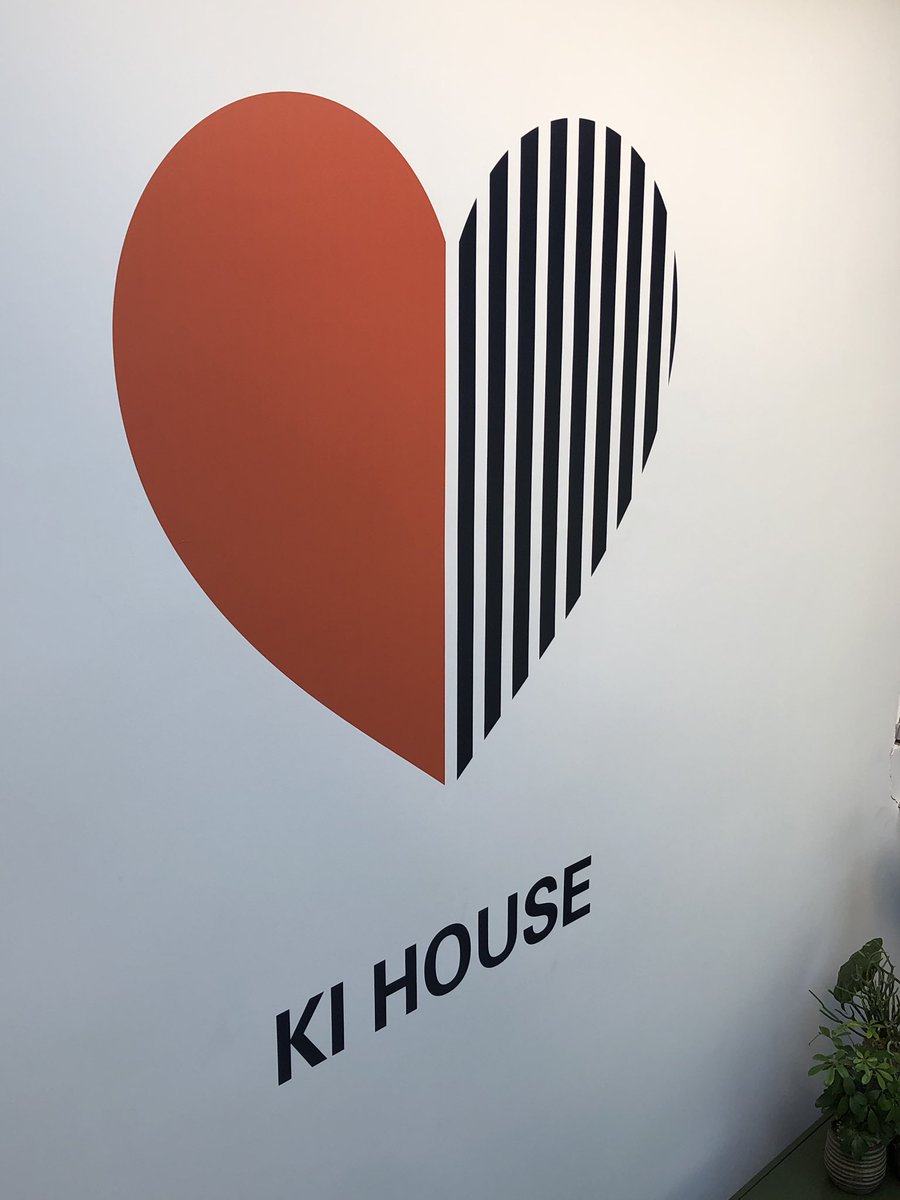 Final finishing touches to the KI house #CDW19 <a href="/kieurope/">KI Europe</a>