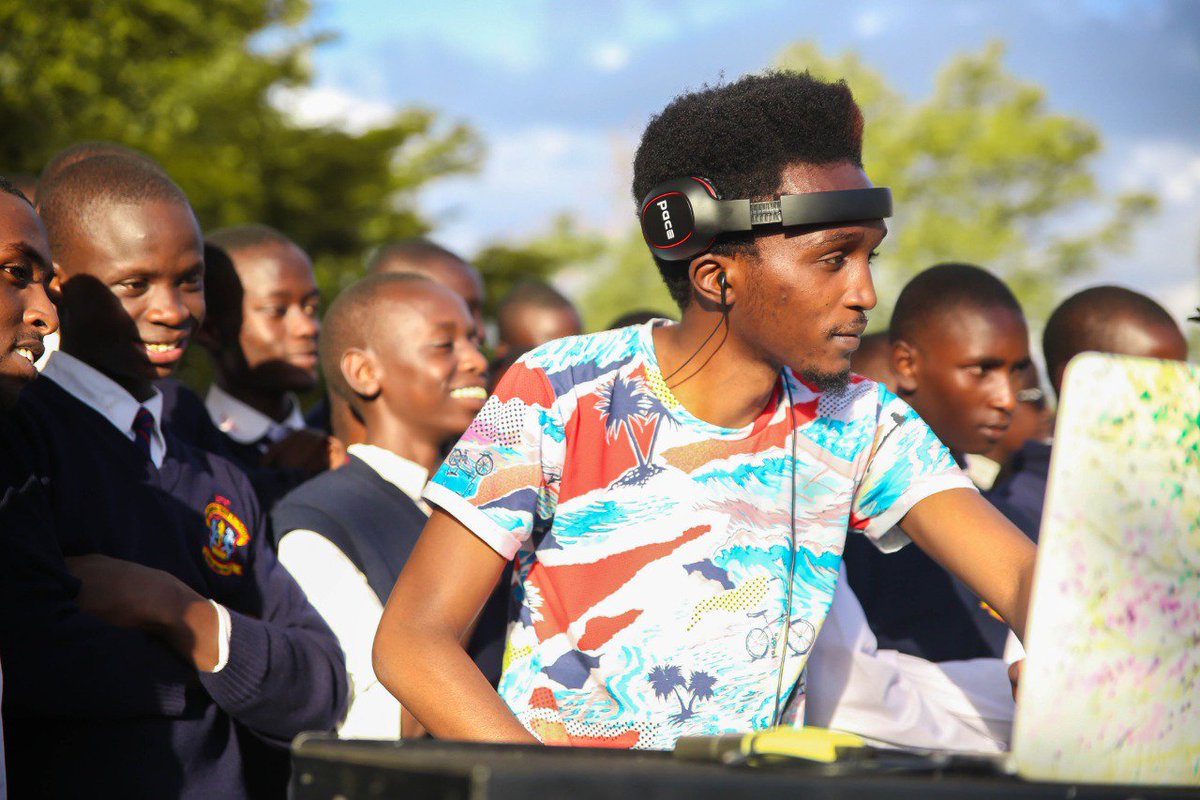 DeejaySeanke's tweet photo. FOCUS is the other way to spell JOY. #GoodMorning #DeejaySeanKeXP https://t.co/e7v0lHgGFc