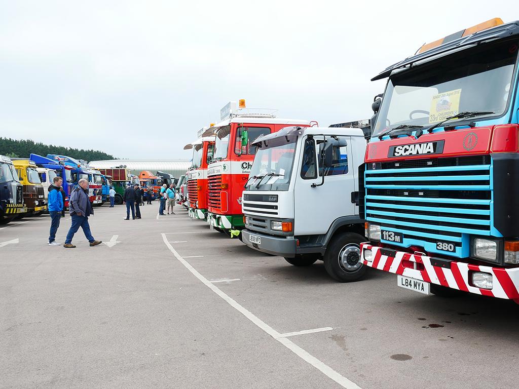 BMMuseum's tweet photo. Our next show is the #Classic &amp; #Vintage #Commercial Show, 8 &amp; 9 June, 10am-4pm.

See classic vans, pick ups, #lorries &amp; #trucks. There is also an indoor model show.

Find out more https://t.co/mBPKCcMrYv

#CVCShow #ClassicTruckShow #Museum https://t.co/4GNCxpqH68
