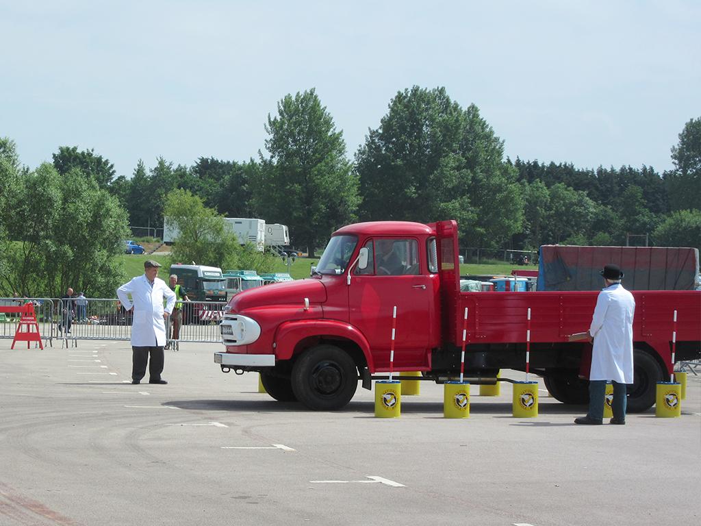 BMMuseum's tweet photo. Our next show is the #Classic &amp; #Vintage #Commercial Show, 8 &amp; 9 June, 10am-4pm.

See classic vans, pick ups, #lorries &amp; #trucks. There is also an indoor model show.

Find out more https://t.co/mBPKCcMrYv

#CVCShow #ClassicTruckShow #Museum https://t.co/4GNCxpqH68