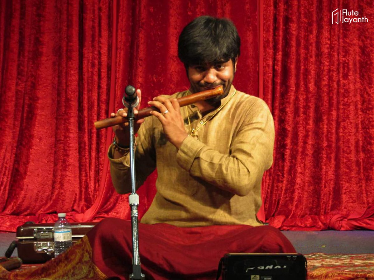 FluteJayanth's tweet photo. Pictures from the concert #17 in toronto! Presented an all Tamizh kriti concert! 

#FluteJayanth #CarnaticFlute #CarnaticMusic #Musicforthesoul https://t.co/i0HDHx1dJd