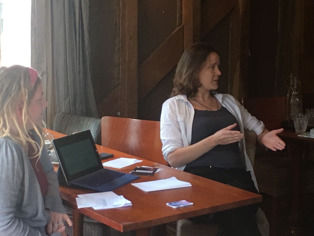 EmpowerEast's tweet photo. A great morning with Bury Empower Hub today new and familiar guests plus fabulous members too and a GREAT expert talk from Our Members Mystic Forest UK on Brain Buzz !! We all learnt masses thank you so much but also MASSIVE HAPPY BIRTHDAY TO MEMBER SANDRA TURNER 🎂🎂🎂🎂 https://t.co/HDQDSrouGK