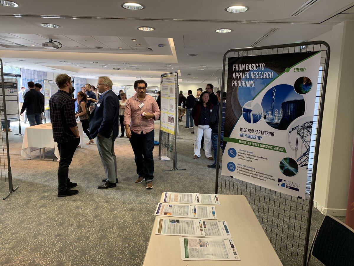 labo_lcs's tweet photo. 2ème jour du @2019Macs : présentations orales et session poster au programme de cette journée ensoleillée ! @Reseau_Carnot @CNRS @Universite_Caen @CNRS_Normandie @INC_CNRS @ENSICAEN @normandieuniv https://t.co/g3aC8kxB4b