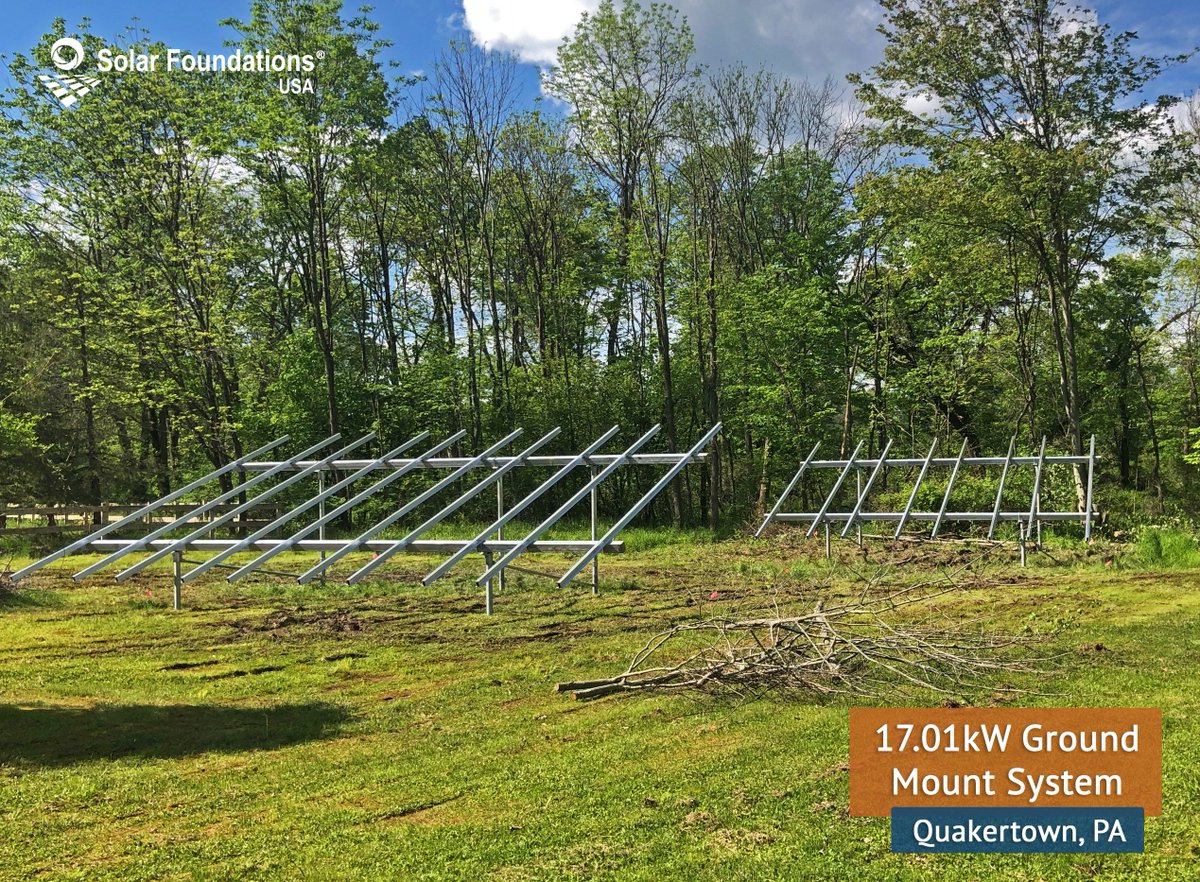 SFUSA_Inc's tweet photo. We had a double array trend for installations last week. Can you tell which one was installed on a goat farm? Hint...hint...check the leading edge height... #sfusa #groundmount #solargroundmount #solarracking https://t.co/n74cKENqUb