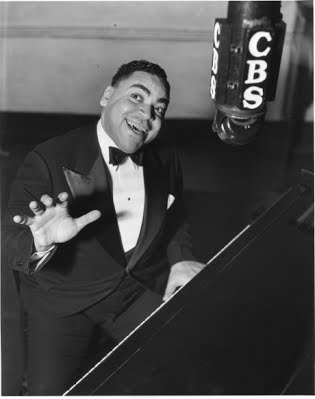 #FatsWaller, #JazzMusic pianist, vocalist and composer, born #OTD in 1904 in NYC – In the CBMR Library: Thomas Wright "Fats" Waller: Performances in Transcription, 1927-1943 edited by Paul S. Machlin #BlackMusic #BlackHistory