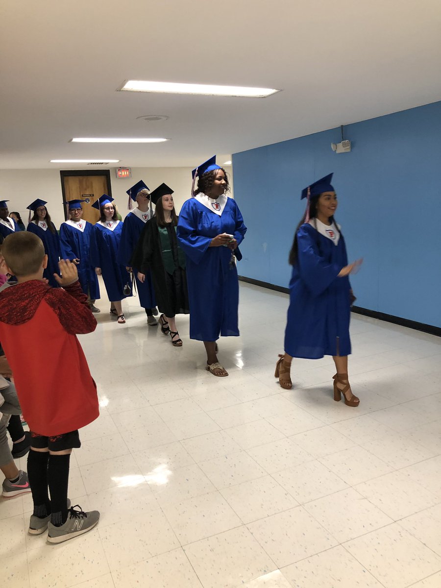 JessicaLGravel's tweet photo. Such a special morning celebrating seniors from @FHS_GoPats, @jcdraughn, &amp; @PattonPanthers at Glen Alpine! #IgniteLearningBCPS 👨🏾‍🎓👩🏼‍🎓  Congratulations, graduates! 🎉 https://t.co/JCmBVdG5eH