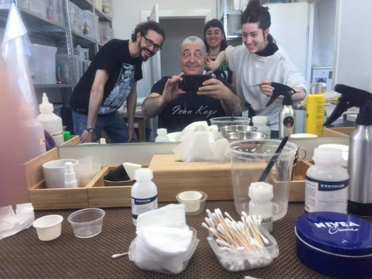 IvanKayeFans's tweet photo. It looks like Ivan is going to be mutilated in a new project again as they're doing a head cast of him!😜😬 Context info on pic 3. All pics generous gifts of Ivan. Thanks @IvanKaye1!🙏
.
#IvanKaye #headcast #egg #prop #propcreation #newproject #actor #actorslife https://t.co/nACBKT2NoB
