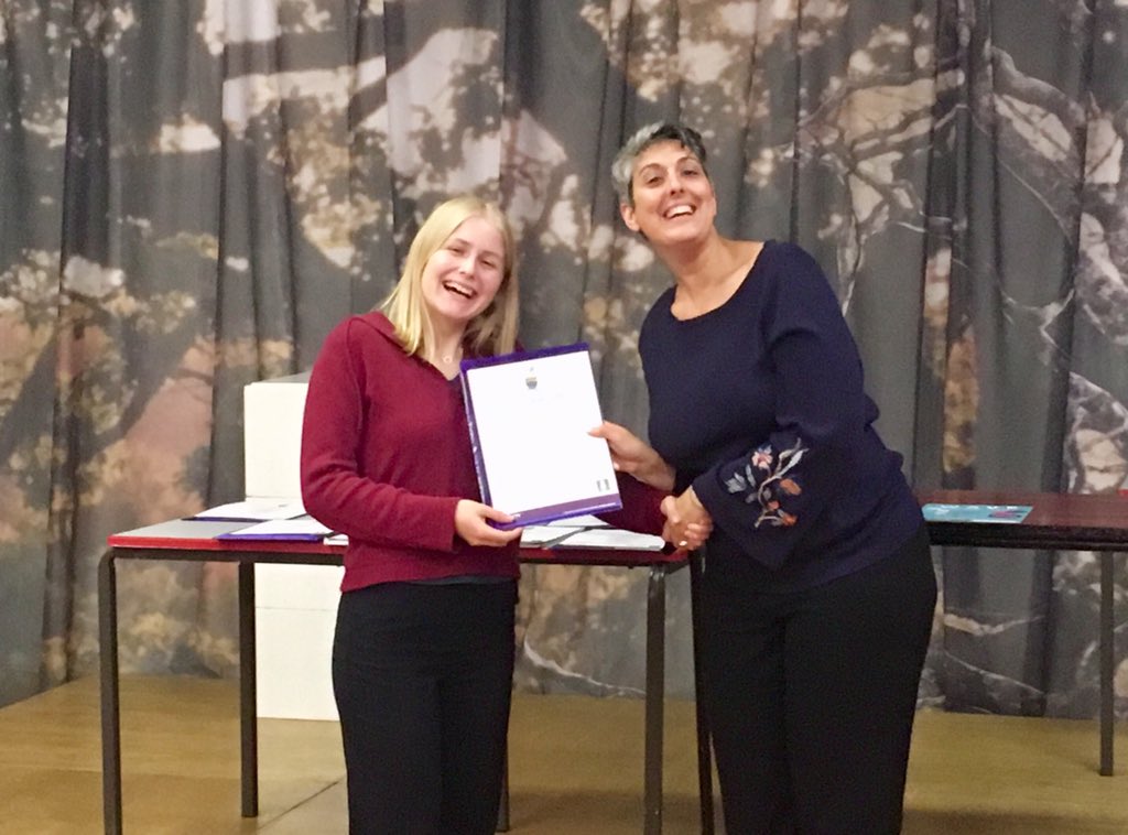 Congratulation to all the members of the Sign Language Choir on their Level 1 Arts Award! <a href="/handyvoices/">Handy Voices Signing Choir</a> <a href="/BeyondTeddies/">BeyondTeddies</a> @TeddiesOxford