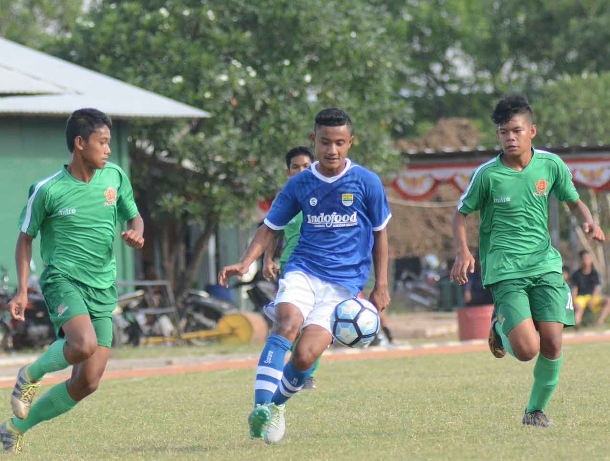 Aping Maksimalkan Persiapan Jelang Bergulirnya Liga 1 U-18 

Selengkapnya➡️persib.co.id/berita/aping-m…