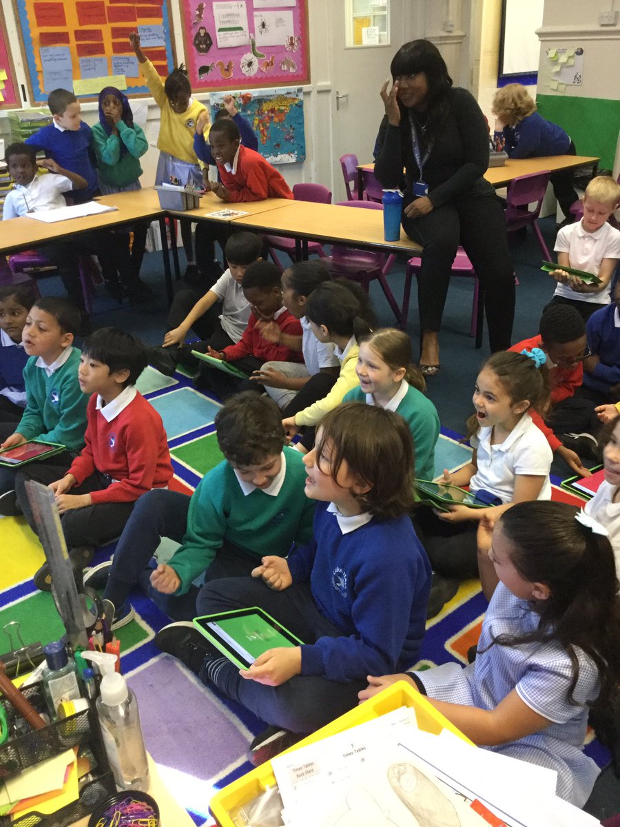 LarkHallPrimary's tweet photo. Itβs getting very competitive in #lhsouthwark and #lhmillenium for our quiz! #lhhgsu #lhkuwday https://t.co/kHtXXAjIXp