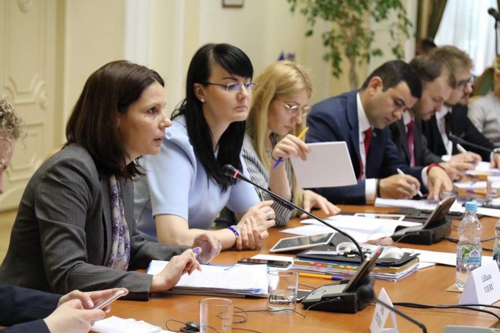 Ministrul Economiei și Infrastructurii, Chiril Gaburici, participă la cea de-a II-a Reuniune Ministerială în domeniul comerțului, care are loc la Kiev, Ucraina.

bit.ly/2WVhK1L
