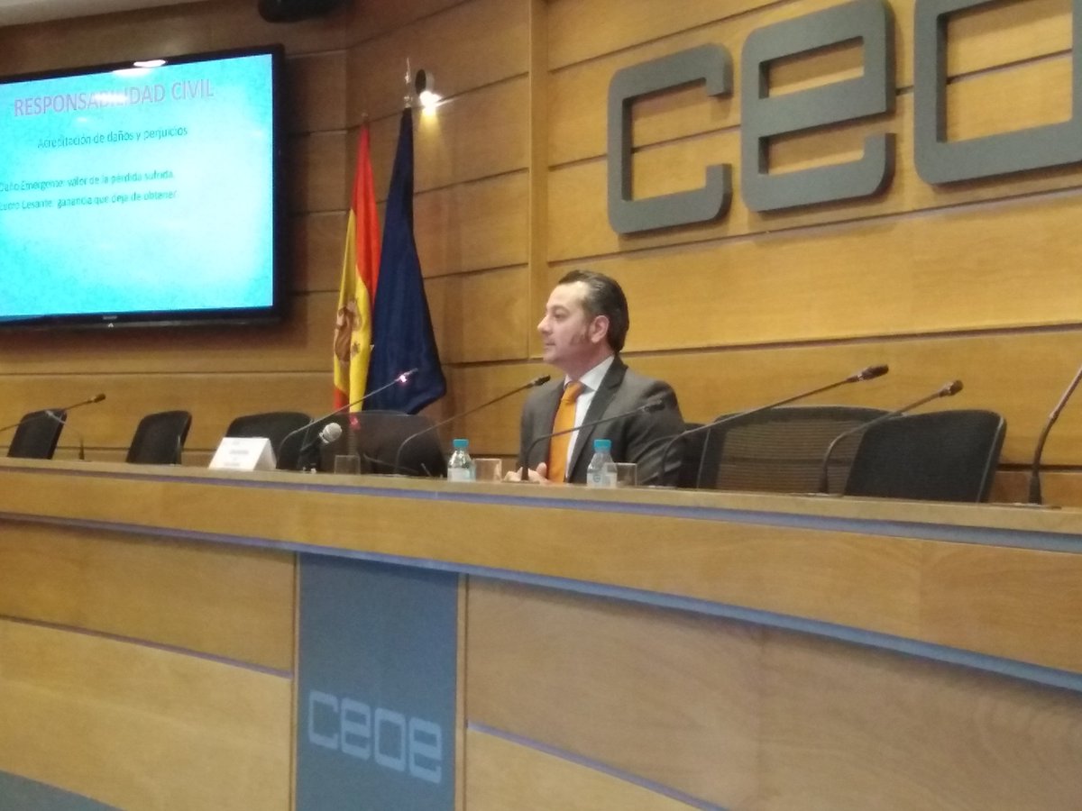 Grupo_SENDA's tweet photo. “No podemos hablar de un plan de Autoprotección si no hay un análisis del riesgo. Además esos riesgos cambian por lo que deben actualizarse", César Mayoral de @LegalPlanning_ #AutoprotecciónSENDA https://t.co/3mLfn7UBs0