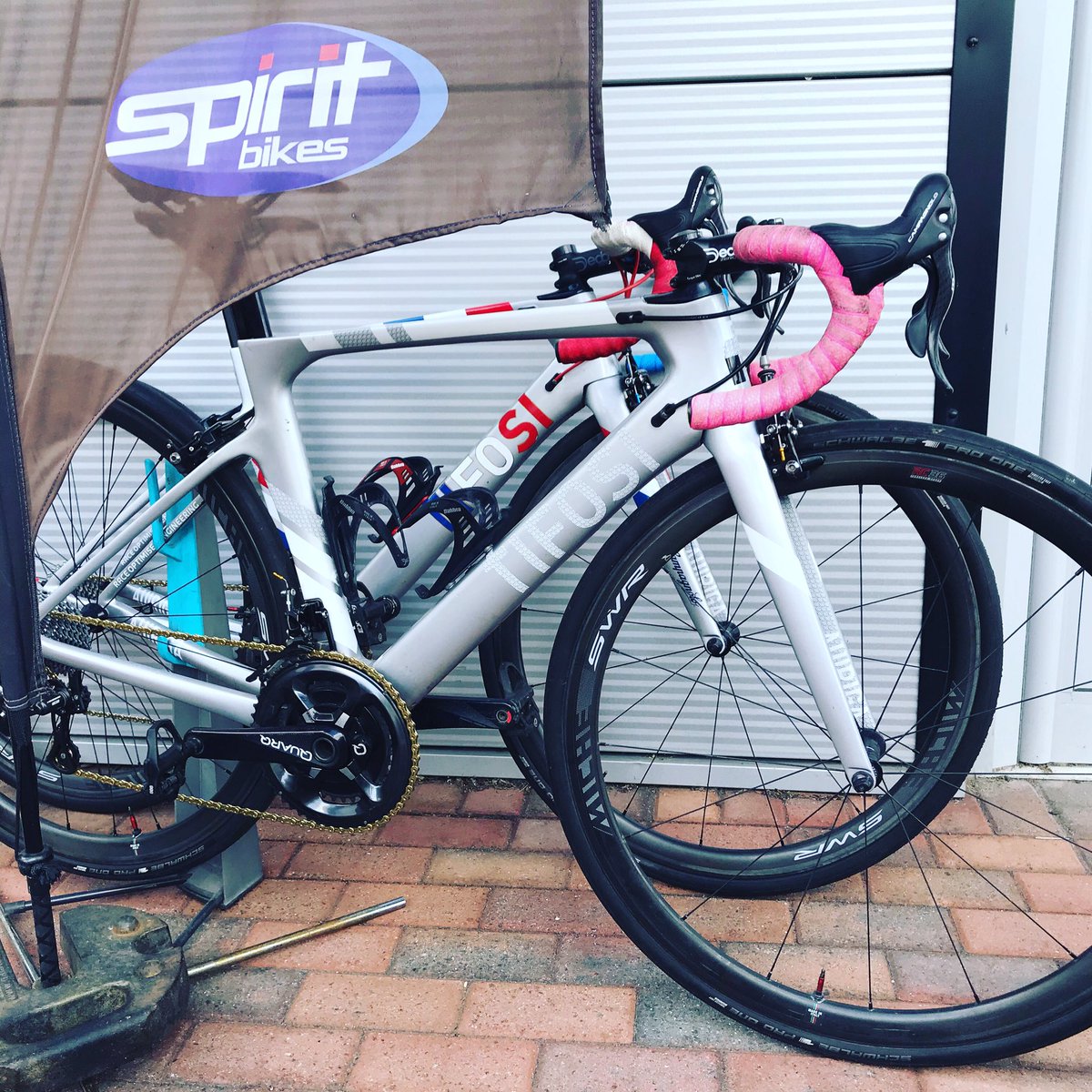 Wishing <a href="/annahendersonxo/">anna</a> good luck this week with her exams.  Bring on the full time bike rider. <a href="/cycleteamonform/">Team OnForm</a> @Chickencyclekit <a href="/BrotherCycling/">Brother UK Cycling</a>