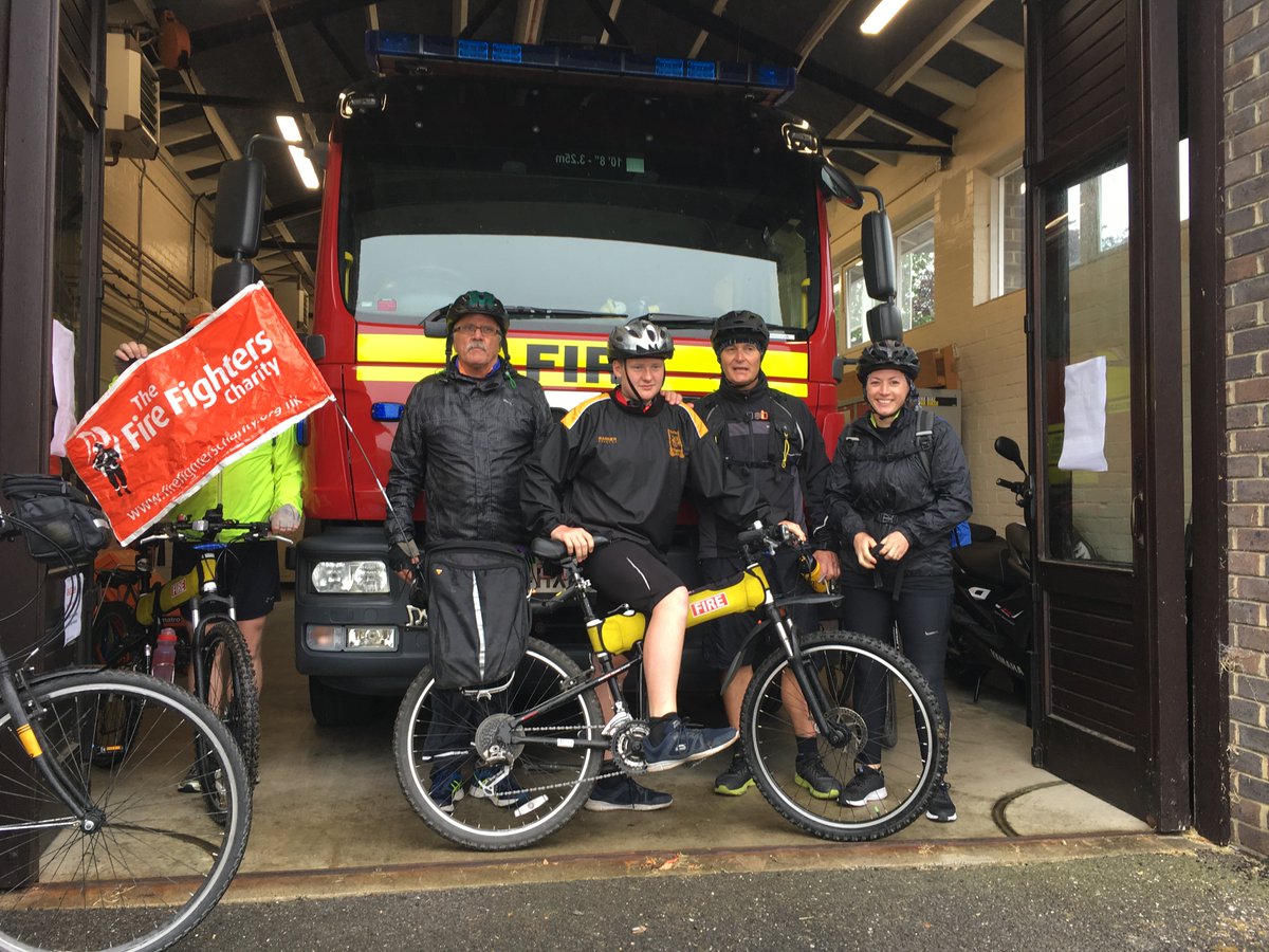 WestSussexFire's tweet photo. Crews were delighted to welcome @AndrewDaneUK to @ShorehamFire, @52Steyning, @Horshamfire, @p_green_stn55 and @HenfieldFire last week for #OneLadsChallenge! A huge well done to Andrew, his dad and grandfather! 🚴‍♀️🚒 https://t.co/vyqke2qgqk