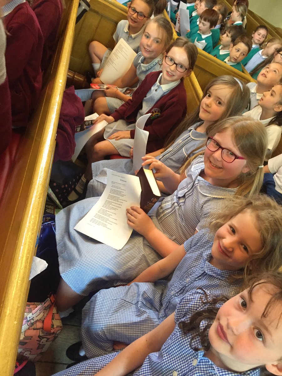 LlansannorPS's tweet image. Arrived at our regional rehearsals for 1000 voices. We are very excited to get singing! @hybupoblifanc #hittherightnote