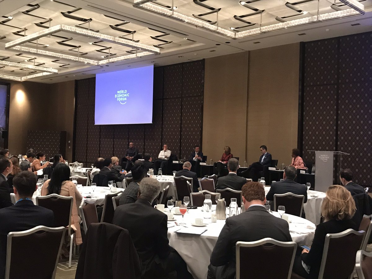 BenzianeMeriem's tweet photo. At the World Economic Forum side event of the #WHA72 where @FFezoua President &amp;CEO GE Healthcare Africa talked about the transformation of the healthcare sector in the context of Globalization 4.0 https://t.co/EIwgfkesSU