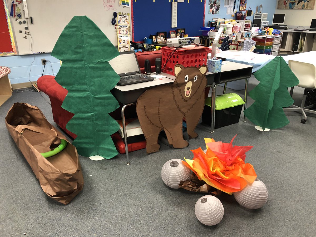 sabrinahb2000's tweet photo. Don’t feed the bears! My last end of year classroom transformation “Camping”. My Ss are so excited. @LostLakeLions #settingthestage #whyiteach #classroomtransformation #readwritethinktalk #iteachfirst #teachfirst #studentengagement #firstgraderocks #teachergoals https://t.co/hv3ZZ2jPt3