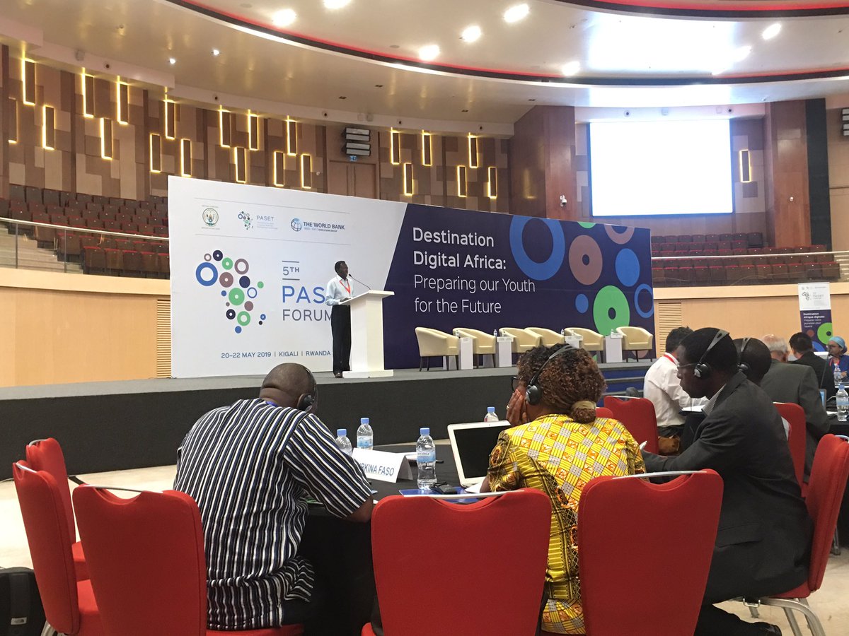 It is clearly come out during the 5th #PASETForum that “ #Africa governments should define needs & clear goals in terms of Electrical & computer  #engineering  and ensure  the universities align their #curricula with the national agendas.
#PASET  #PASETForum2019 @PasetRsif