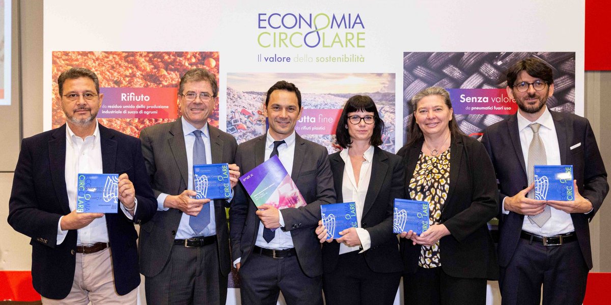 n_tagliafierro's tweet photo. Un esempio concreto di #economiacircolare. #enelx premia le 7 aziende vincitrici del premio Best performer in #EconomiaCircolare 2019 organizzato da #Confindustria > https://t.co/wF4rSCuiW7
#FeralpiSiderurgica #regenesi #IfcoSystems #Neorurale @GruppoHera #DismecoSrl @Novamont https://t.co/kqCag6g9rS