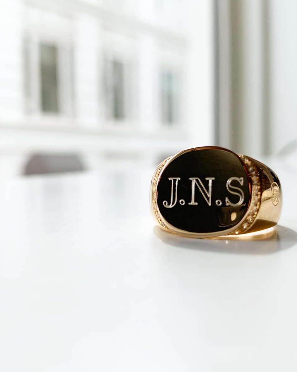 Make your jewellery special and meaningful with our unique engraving service! 💖