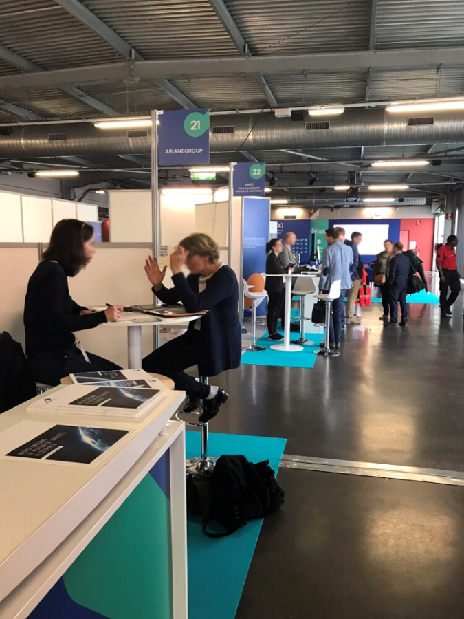 IDAIA_Group's tweet photo. En direct du @SalonAchats, pour des rendez-vous 1 to 1, mettant en contact nos équipes et des #acheteurs des grandes entreprises 💬🗨️ #data #marketing #strategie #communication https://t.co/dfLhogO5US