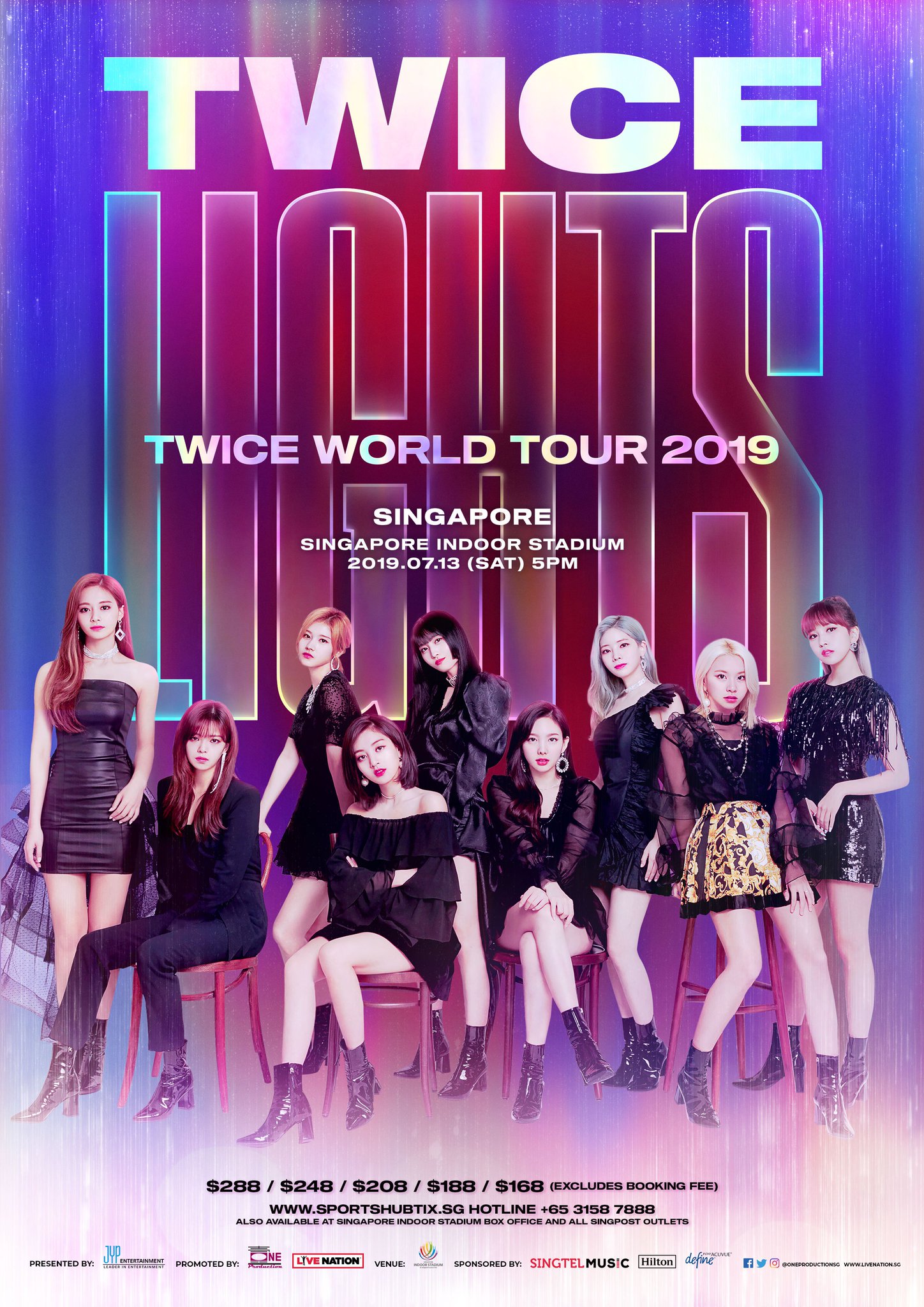 TWICE World Tour 2019 ’Twicelights’ In S Twice World Tour 2019 [Twicelights] In Seoul (incl. 32pg