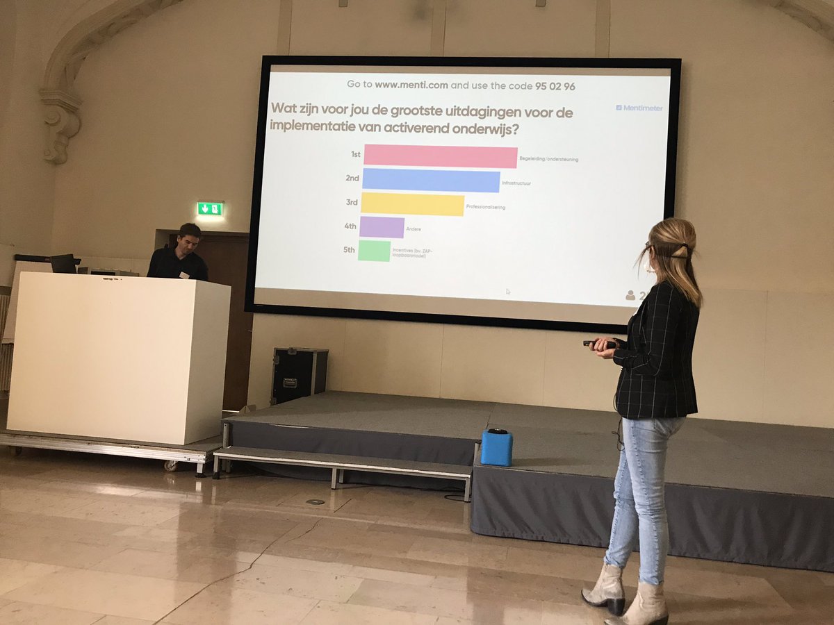 Interessant seminarie op de UGent onderwijsdag door @T_Schellie en @trotsaer waarop toegespitst wordt op evidencebased activerend onderwijs. #UGent #activelearning #ACTIVO