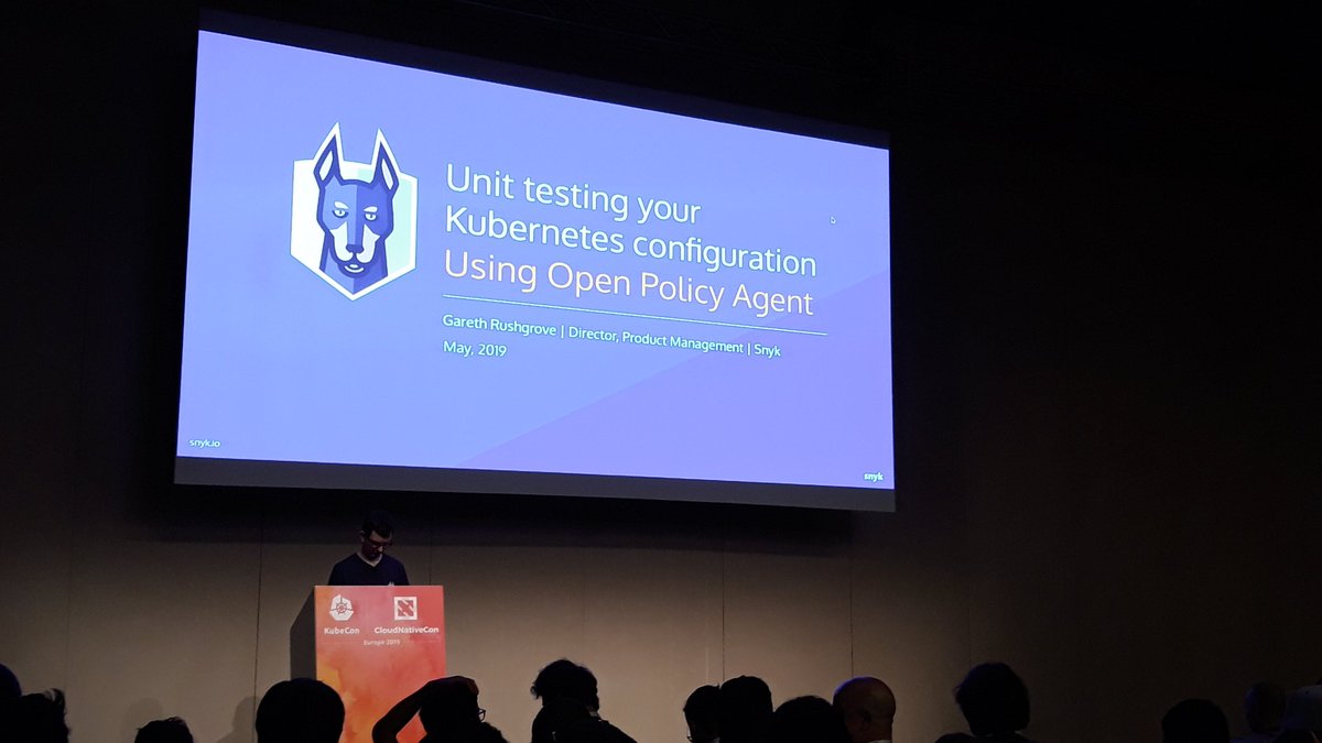 clook0's tweet image. At @XebiaFr, we love testing and software development done right. Let&apos;s see how it performs with K8s ressources... 💪 @garethr #KubeCon #CloudNativeCon
