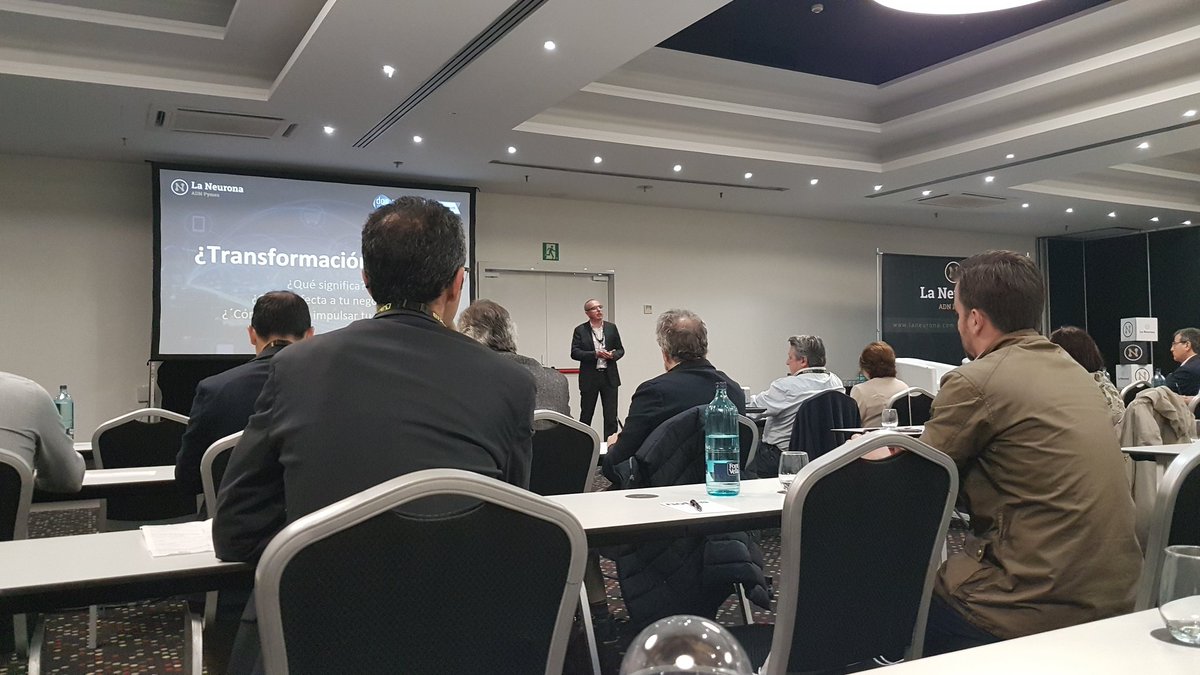 Dos_Control's tweet photo. Hoy estamos en directo con #LaNeuronaSummits Barcelona para #Pymes con Sage Dos Control https://t.co/EeLYfJeyk0