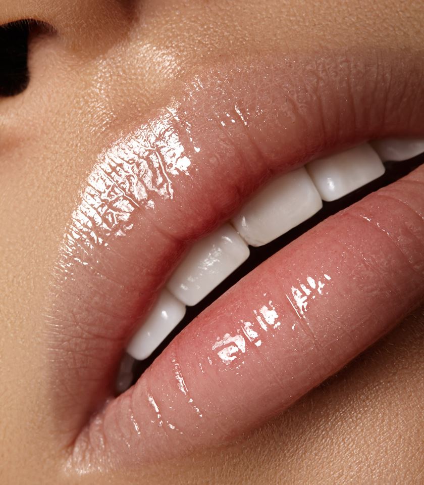 kheizlina's tweet photo. Say hi to your new favorite lip gloss. Our Lip Illusion Polish adds the perfect amount of shimmer and shine to any look.
#mua #makeupartist #solekan #makeuptips #crueltyfreeskincare #malaysia #makeup #beauty #instashop #inspirasi #lovetheskinyourein #motivescosmetics #lipgloss https://t.co/8XBCXH39UH