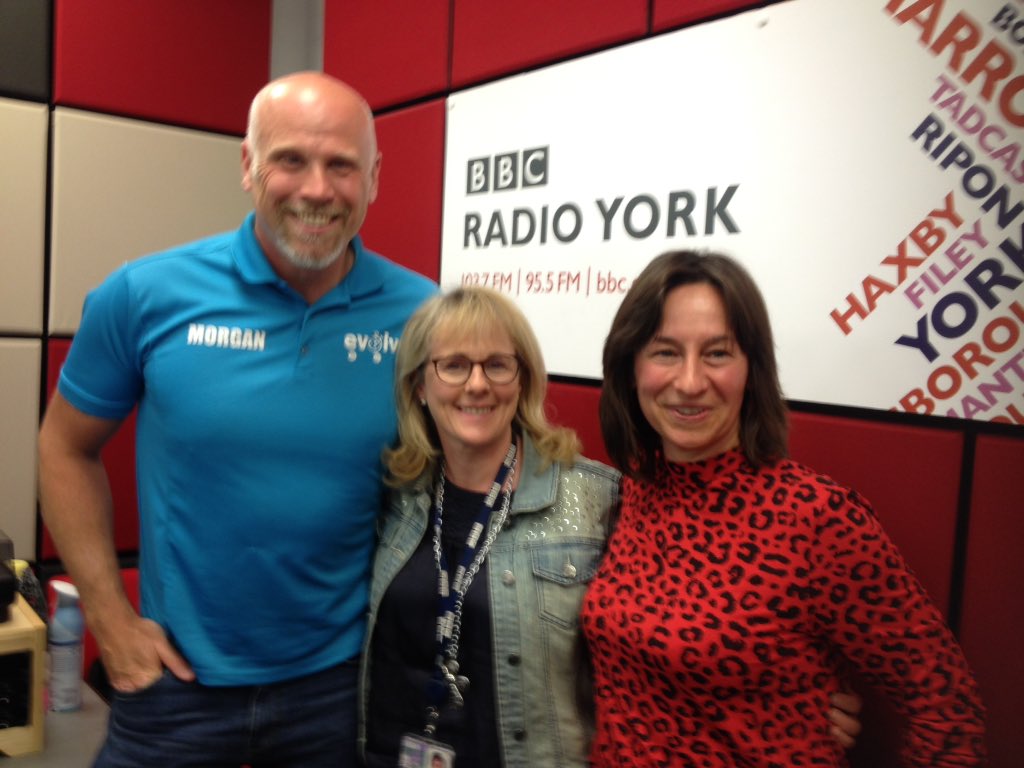 Lovely to chat to <a href="/CoachMorg/">Morgan Williams</a> from <a href="/BlueLagooners/">Blue Lagooners</a> and Suzy on <a href="/BBCYork/">BBC York</a> - both keen open water &amp; wild swimmers