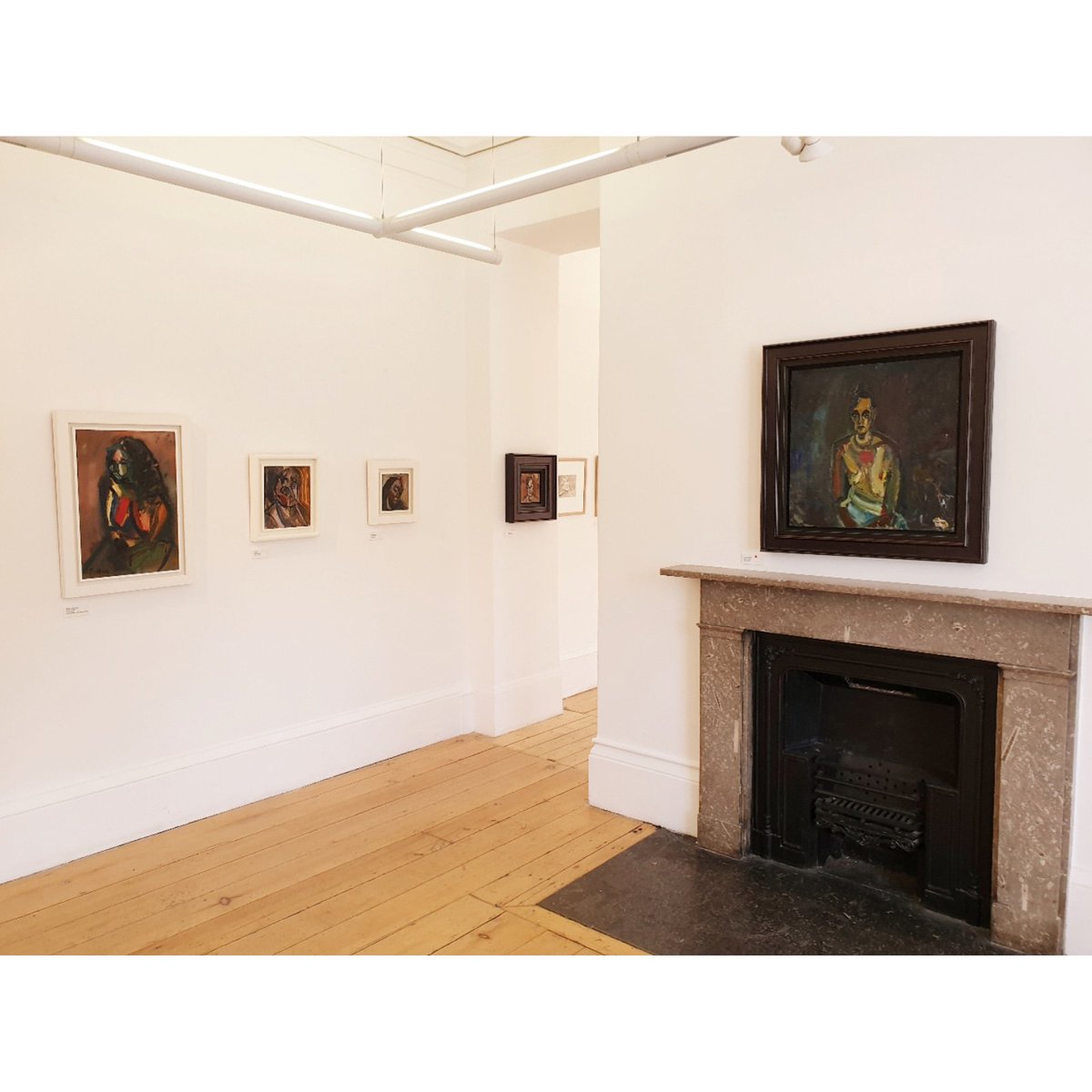 FittonRichard's tweet photo. Solo Exhibition.  The Whitaker Rossendale. Continues till 30th June. 
#exhibition #soloexhibition #gallery #artist #artforsale #artdealer #britishart #britishpainting #britishpainter #contemporyart #contemporypainting #contemporaryartcollector #modernbritishart #portrait #people https://t.co/2hTgCrVzPO