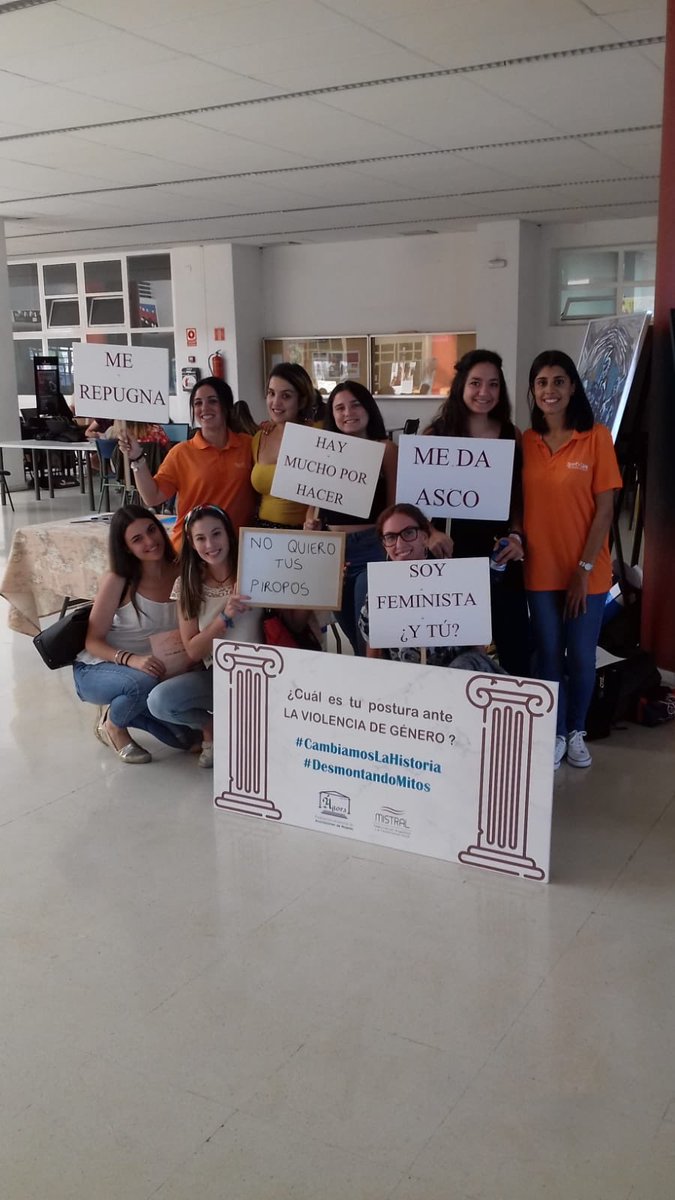 FeMistral's tweet photo. Hoy estamos en #derecho con la campaña #desmontandomitos #cambiamoslahistoria @FedAgora @paquicruzado @ruthparticipa @MarTorresCasado @areadeigualdad #pactodeestado @BereniceAsoc #filio https://t.co/vn0QUpW0vC