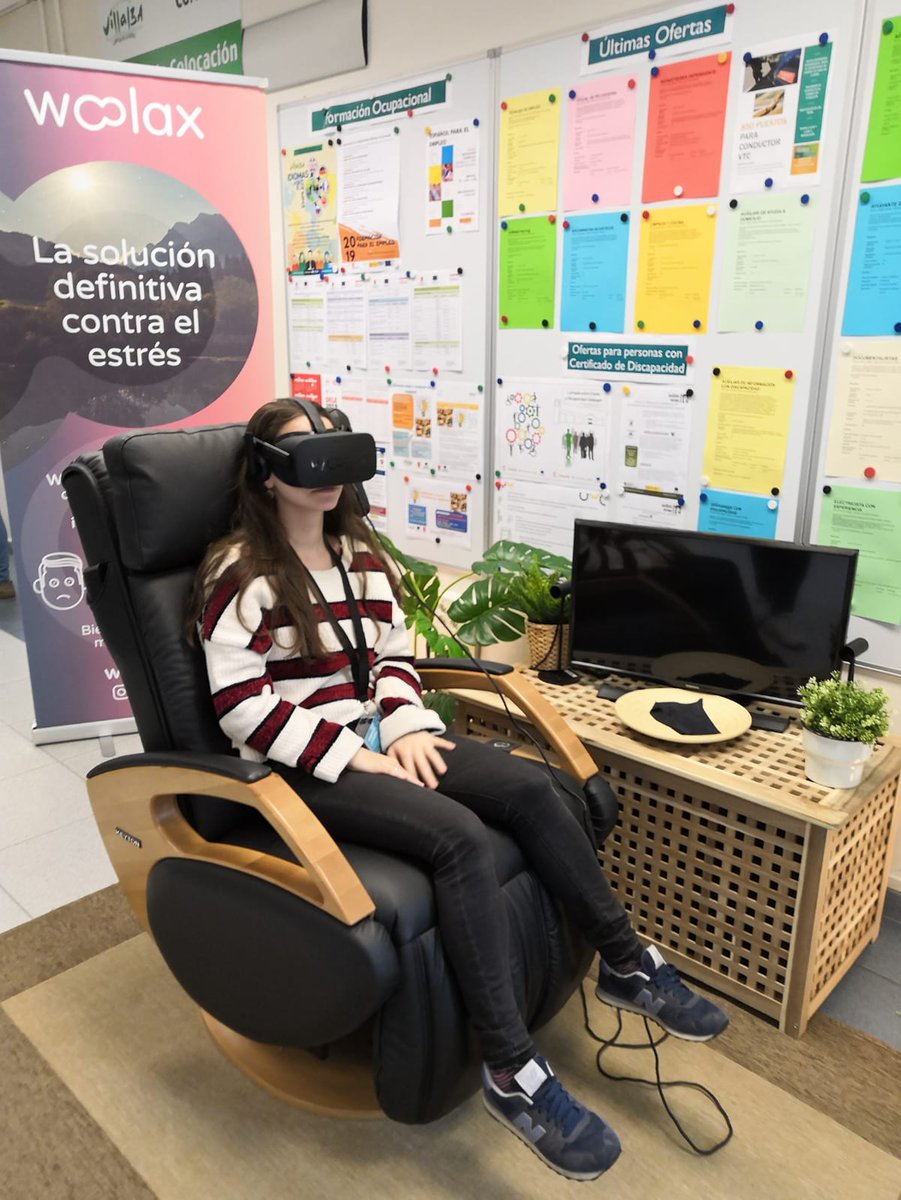 Woolax_Official's tweet photo. Ya estamos relajando a los asistentes de la VI Feria Emprende y Emplea #eyevillalba19, con nuestro sistema de #realidadvirtual y participando con talleres y charlas sobre #innovación https://t.co/QJniIUw2j7
