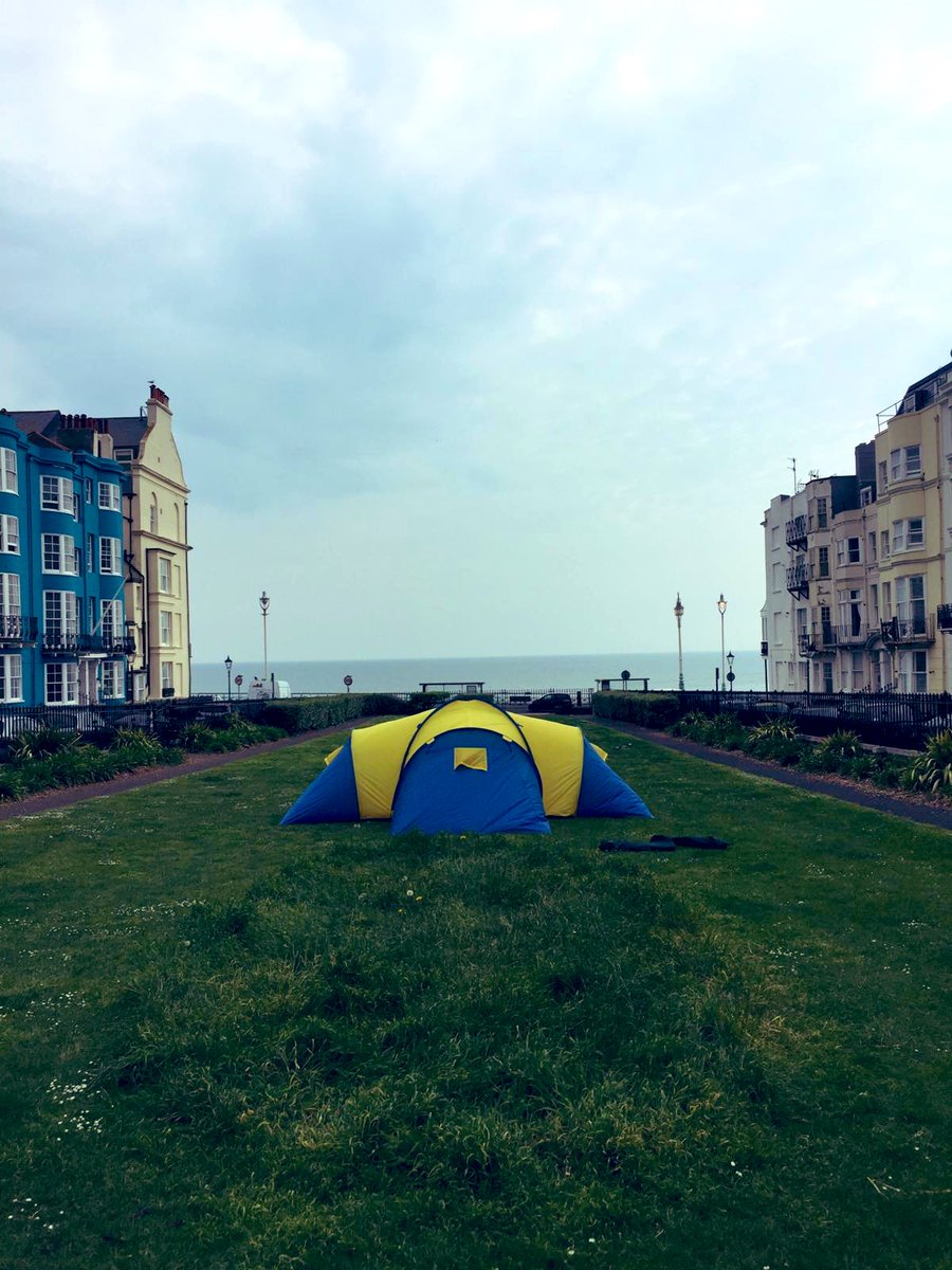DogmaTheatre's tweet image. We’re here @brightonfringe ! We had a wonderful opening night, thank you to our lovely first audience, you made it a very special one. We’re here for 5 more nights, come and join us in the Dogma Tent! New Steine Gardens, 7pm 😊