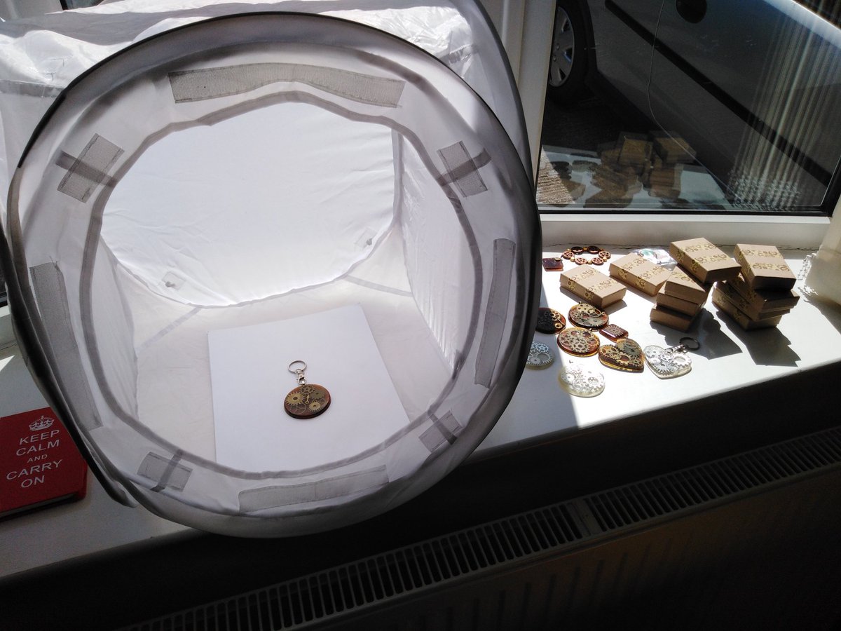 ToadstoolCraft2's tweet image. Having a photography session for a bunch of steam punk items, soon to be uploaded!