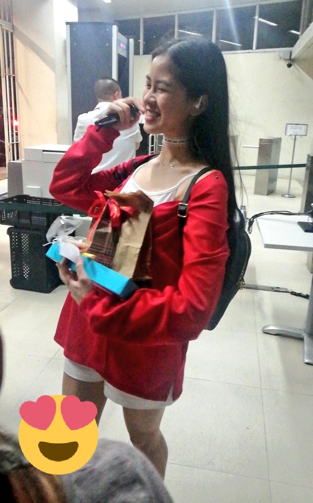happykirsten01's tweet photo. May 21, 2019
Kisses First Day in DLSU
#KissesDelavin 
#AnimoKISSES
@KissesDelavin https://t.co/zUWgZA9COj
