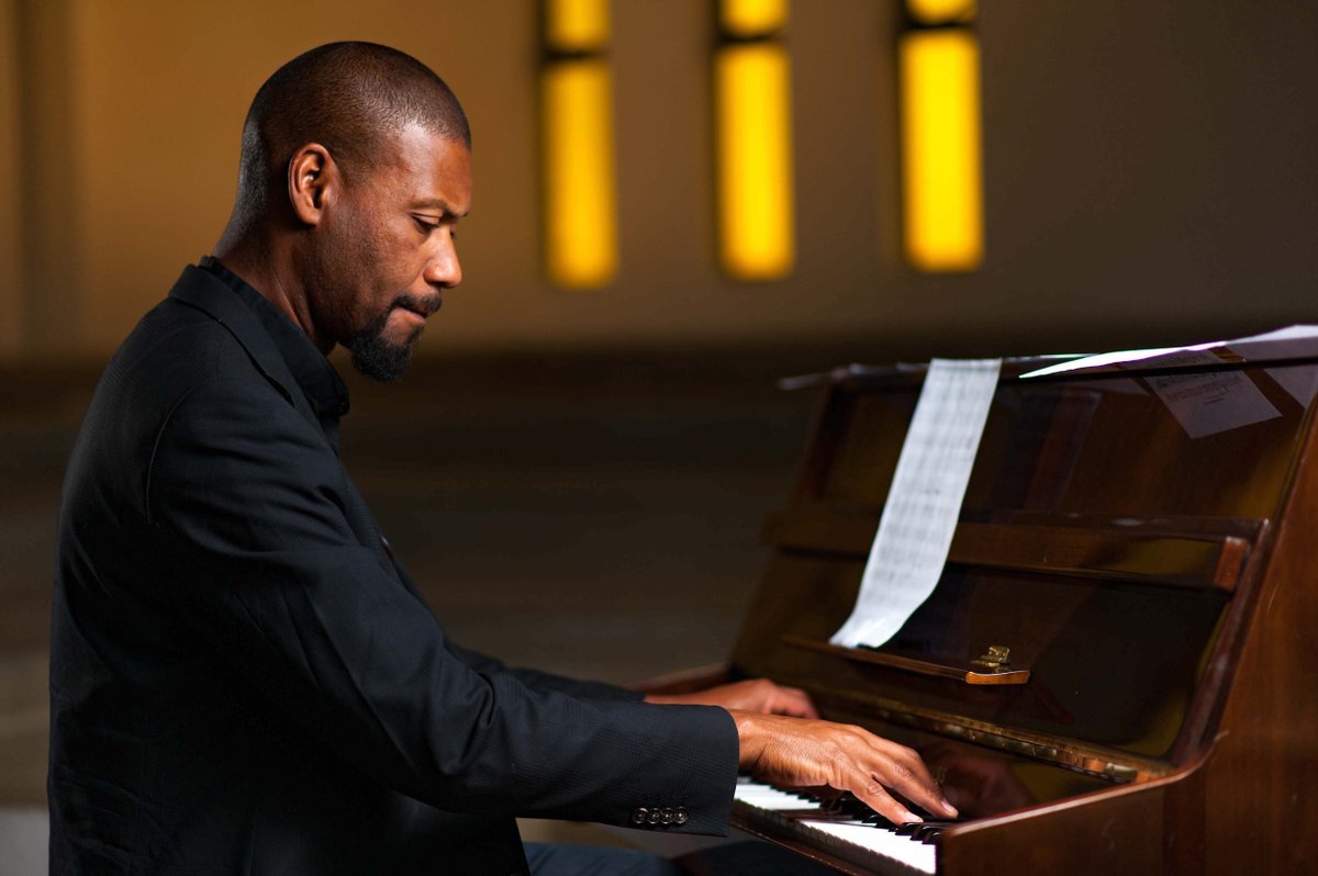 TheMailRoomComs's tweet photo. With winter creeping in, @Windmill_Casino has announced the final session of its popular Jazz on the Lawns on 26 May 2019. Jazz on the Lawns will be back again in spring, with the first event on the new season scheduled for 29 September 2019. Visit https://t.co/FFEg6WgeLy https://t.co/17fQtZtsLR