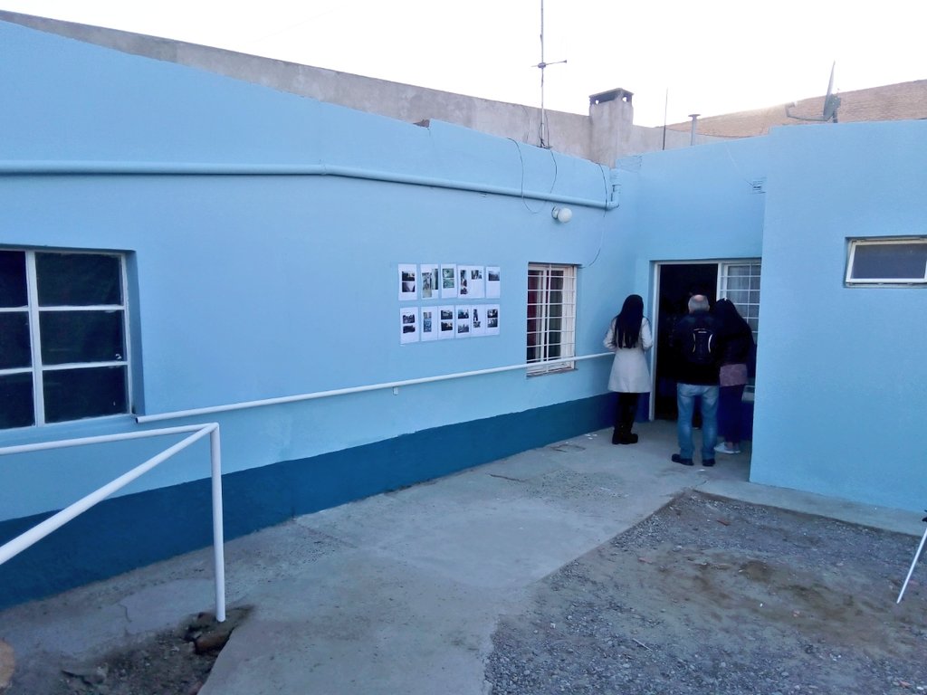 TWCPVivienda's tweet photo. #AhoraTrelew El Int. @TWAMaderna Entrego refacción y completamiento de vivienda adaptada. Flia Richie B° Democracia Argentina @TWMunicipalidad https://t.co/wCfVSZAWgj