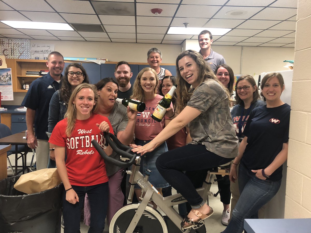 Mommyof4ps's tweet photo. Thanks for coming to the FRAC breakfast @BikeWhs @ashleyjessie https://t.co/EroUd2axvN