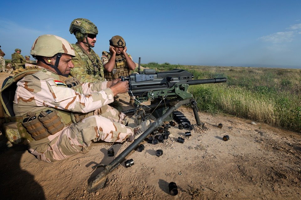 CJTFOIR's tweet photo. #TaskGroupTaji 8 is assisting the School of Infantry NCO II in its mission to train the #ISF. 55 support weapons crews have been trained in the use of the Browning .50 caliber heavy machine gun and Mk 19 automatic grenade launcher at the Besmaya Range Complex in Iraq. https://t.co/khBf6Mq5CO