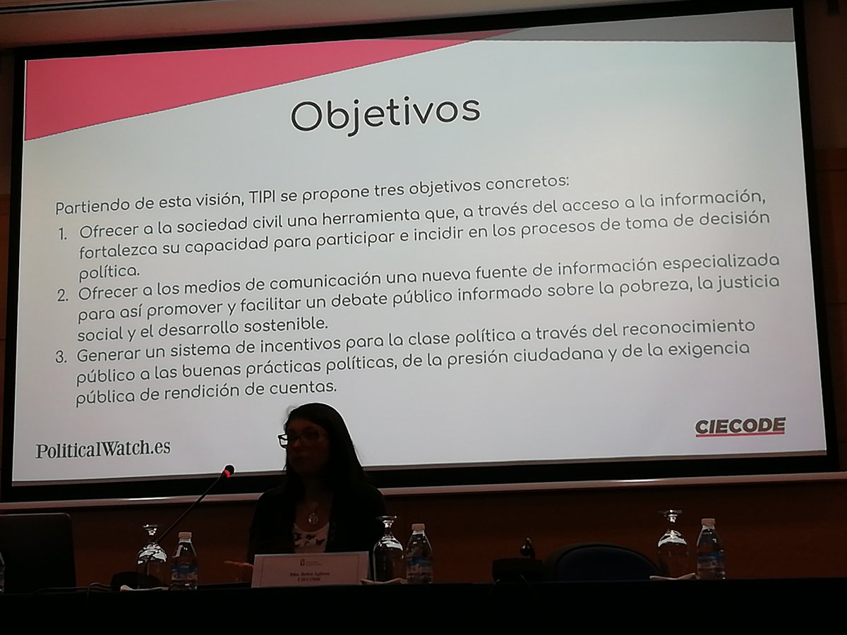 Cosculluela_C's tweet photo. El Big data al servicio de los ciudadanos. TIPI II JORNADAS DE BIG DATA Y MATEMÁTICAS. FINANCIACIÓN DE URJC Y ASEPUMA. #ASEPUMA #URJC https://t.co/EOl31QMIie