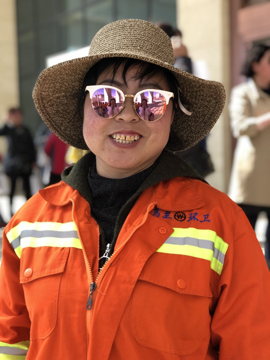 SeeChange4all's tweet photo. "I feel more comfortable when wearing the sunglasses, and I can see clearly now." 6,000 female outdoor workers in China received #sunglasses to protect their eyes, thanks to EVF China, Bolon Eyewear and partners. https://t.co/bbzPoL0Ksr