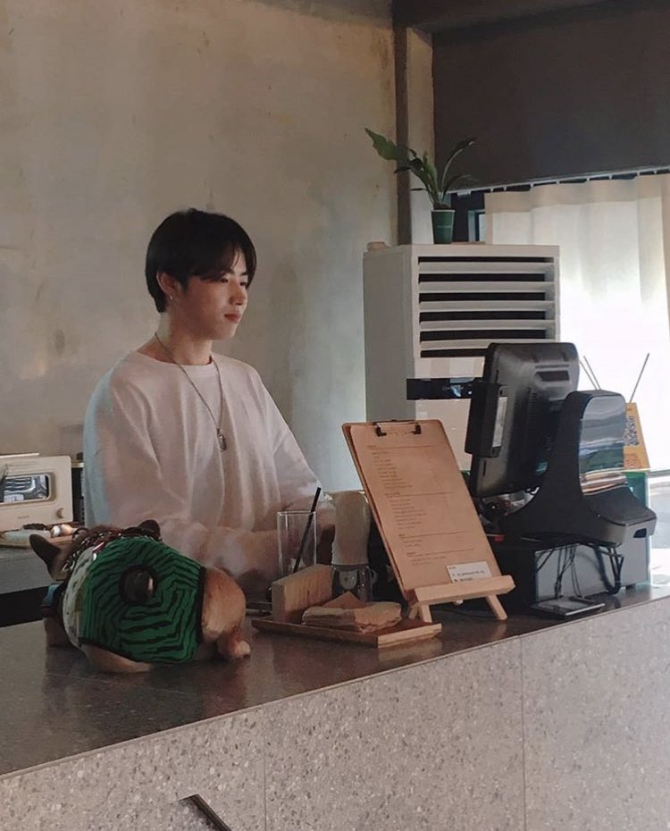 picsontheblock's tweet photo. 🥺 https://t.co/5WPfS9KBZE