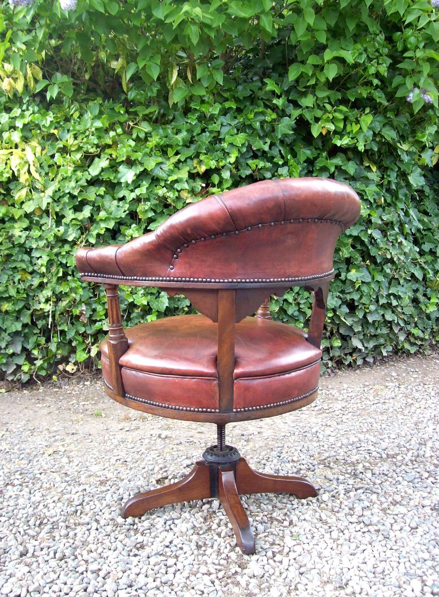New in: A superb quality Victorian walnut &amp; leather tub swivel chair. #Antiques #InteriorDesign #Interiors #LeatherChair #Leather #Victorian
