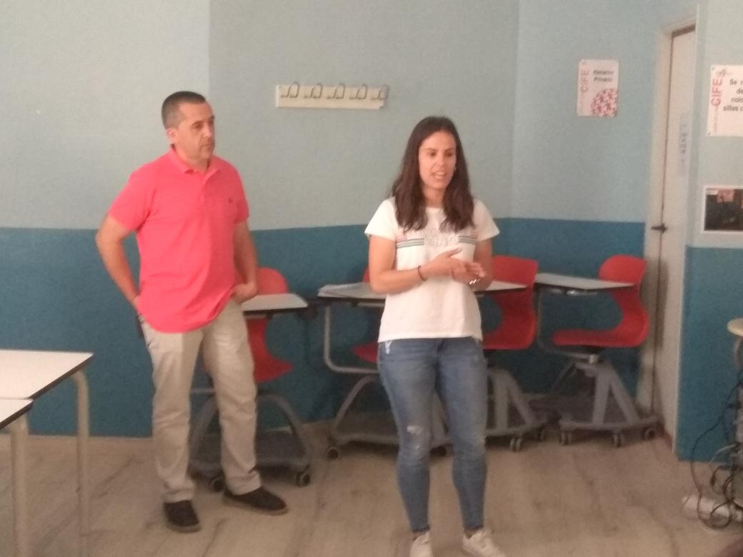 Al CRA Alifara le han ido a observar otros CRA de todo Aragón en #mirayactua con el fin de compartir experiencias y aprender sobre cuestiones q no se habían planteado. Se puede aprender de todo!!! <a href="/dgafprofesorado/">F. Prof. Aragón</a> <a href="/tomasguajardo/">Tomas Guajardo</a> <a href="/orezgz/">Joaquin Conejo 🪳🐀</a> @gustarcef <a href="/educamoscorazon/">Javier Domínguez</a> <a href="/csantamaria72/">Carlo Santamaria Amato</a>