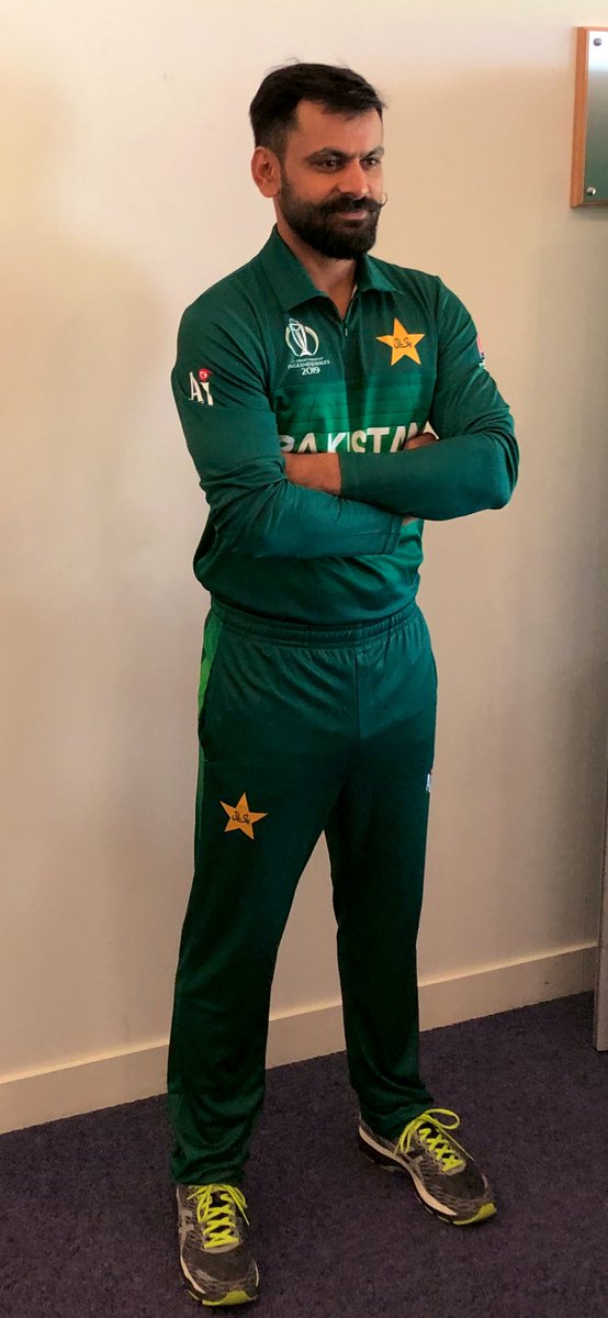 Honoured to put on this BEAUTY 😍#CWC2019 Kit for PAKISTAN 🇵🇰