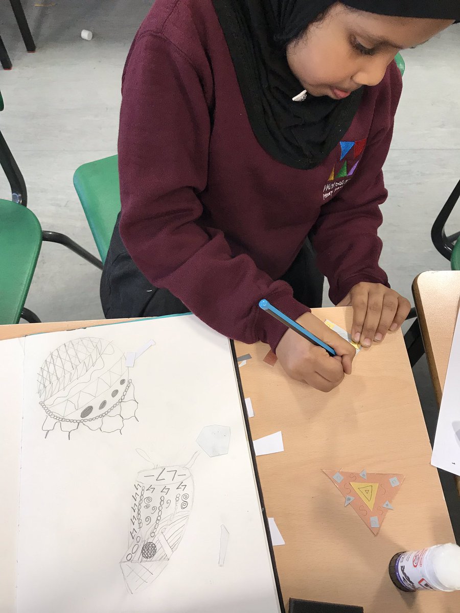Miss_Dawber's tweet photo. Roman jewellery designers in 4Ha today. Next step: 3D clay models. @WebsterPrimary #Romanart https://t.co/nvAzdyYvnz