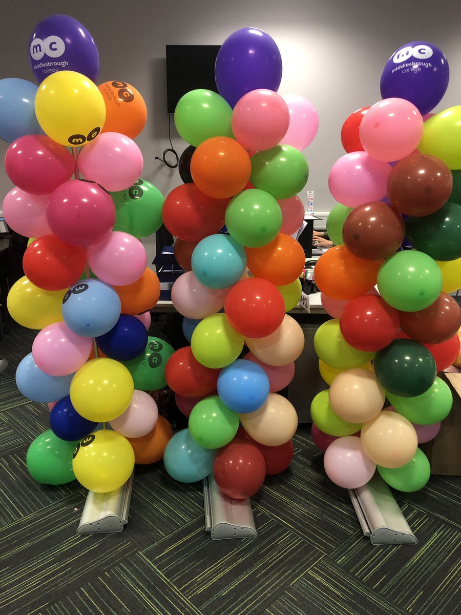 Colour run prep in full swing in the office today! Join us at the grass area at half 11 to walk, run, skip round the Dock #livewellteam <a href="/AoC_Sport/">AoC Sport</a> <a href="/Sport_England/">Sport England</a>